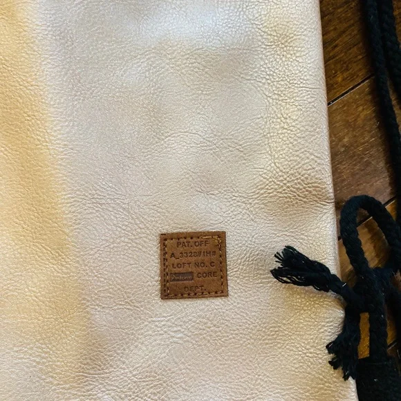 ANTONIO CORE DEPT Rose Gold Metallic Scrunch Backpack - Picture 3 of 7